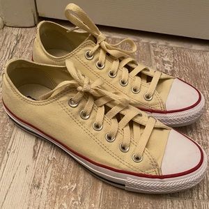 cream low-top converse